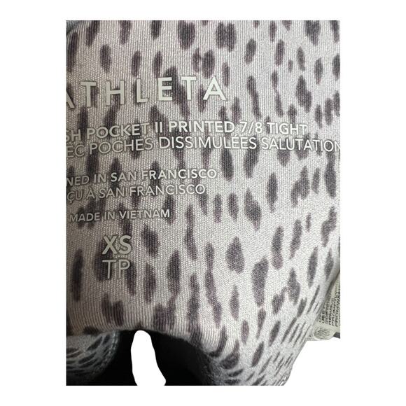 Athleta Salutation Stash Pocket II Printed 7/8 Tight Leggings XS Workout Gym - Picture 6 of 6